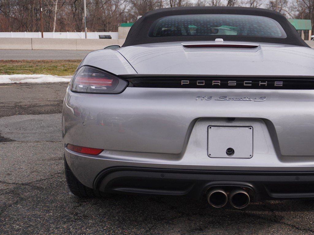 Used 2023 Porsche 718 Boxster S w/ Sport Chrono Package image 13