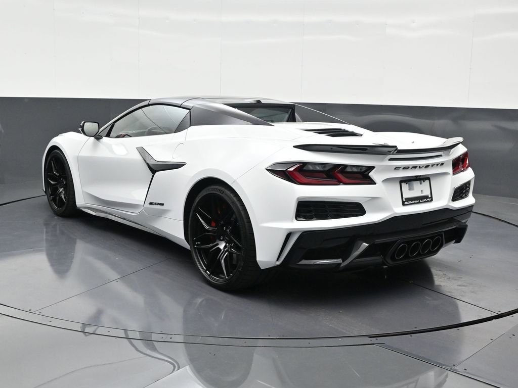 Used 2026 Chevrolet Corvette Z06 w/ Stealth Interior Trim Package image 3