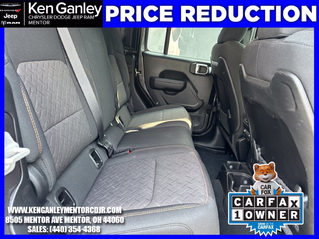 Used 2025 Jeep Gladiator Mojave w/ Convenience Group AWD/4WD image 23