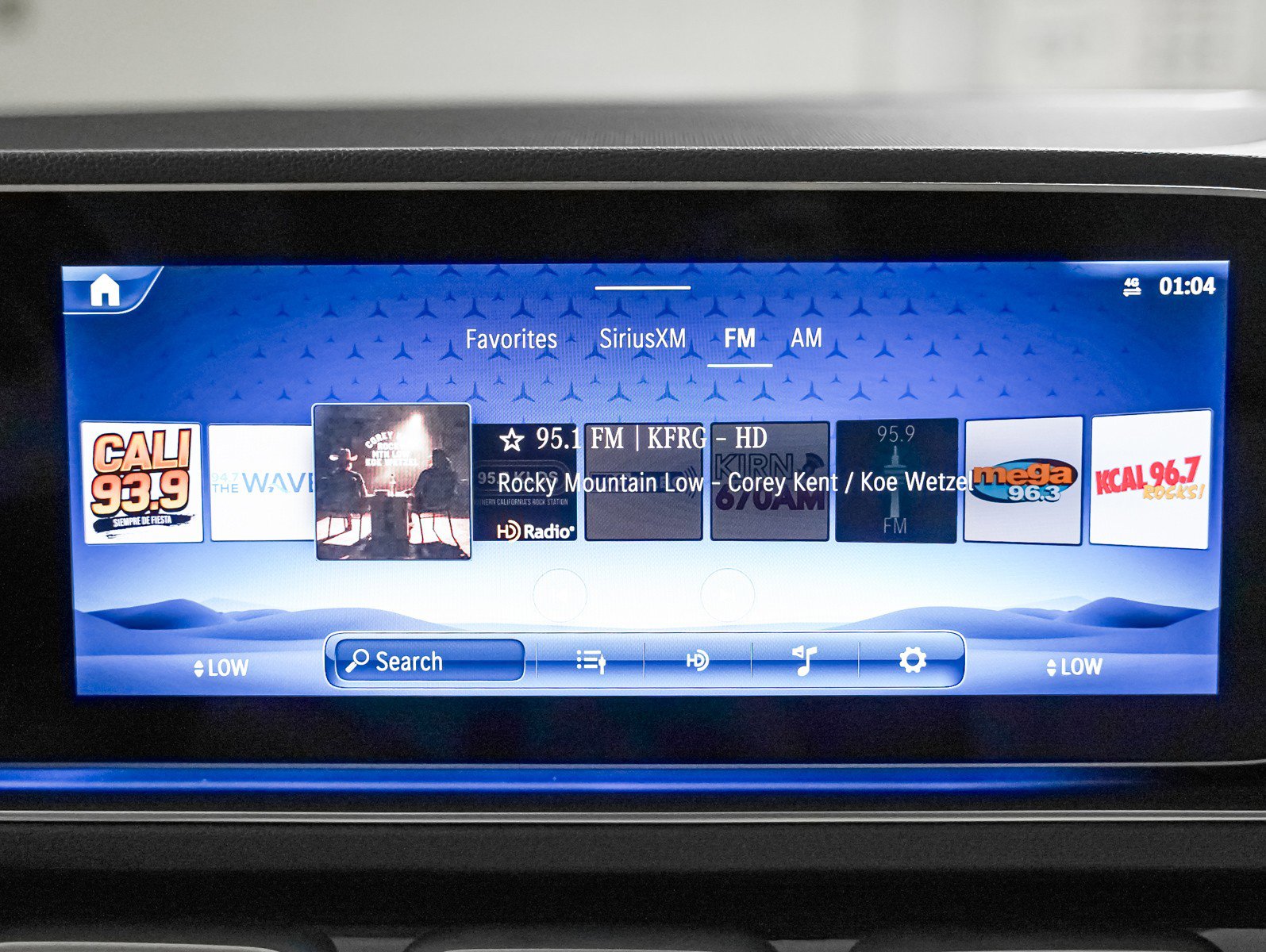 Certified 2024 Mercedes-Benz GLE 350 4MATIC image 19