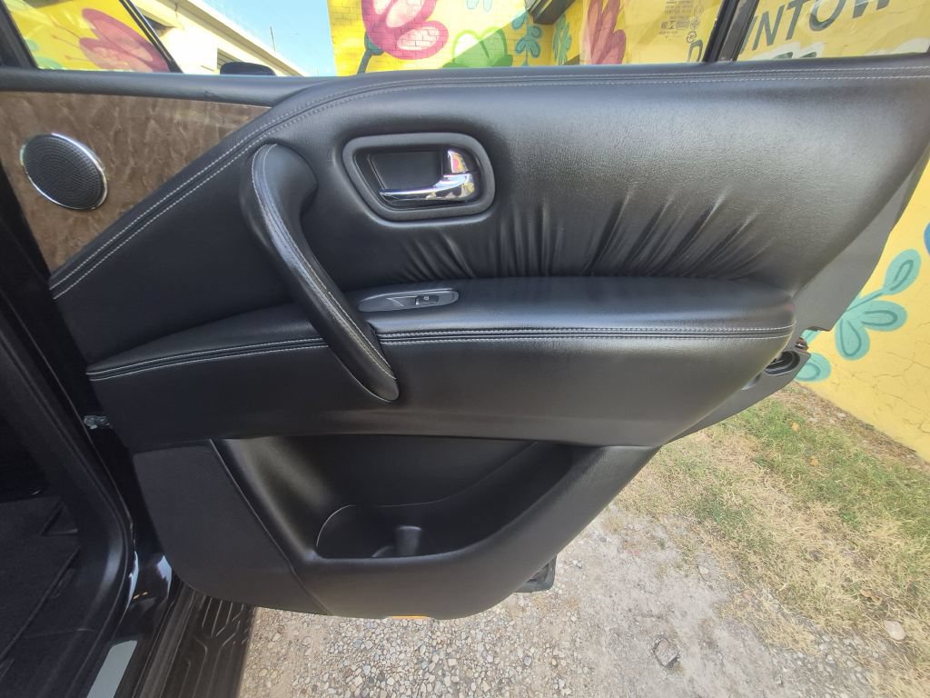 Used 2017 INFINITI QX80 2WD image 23