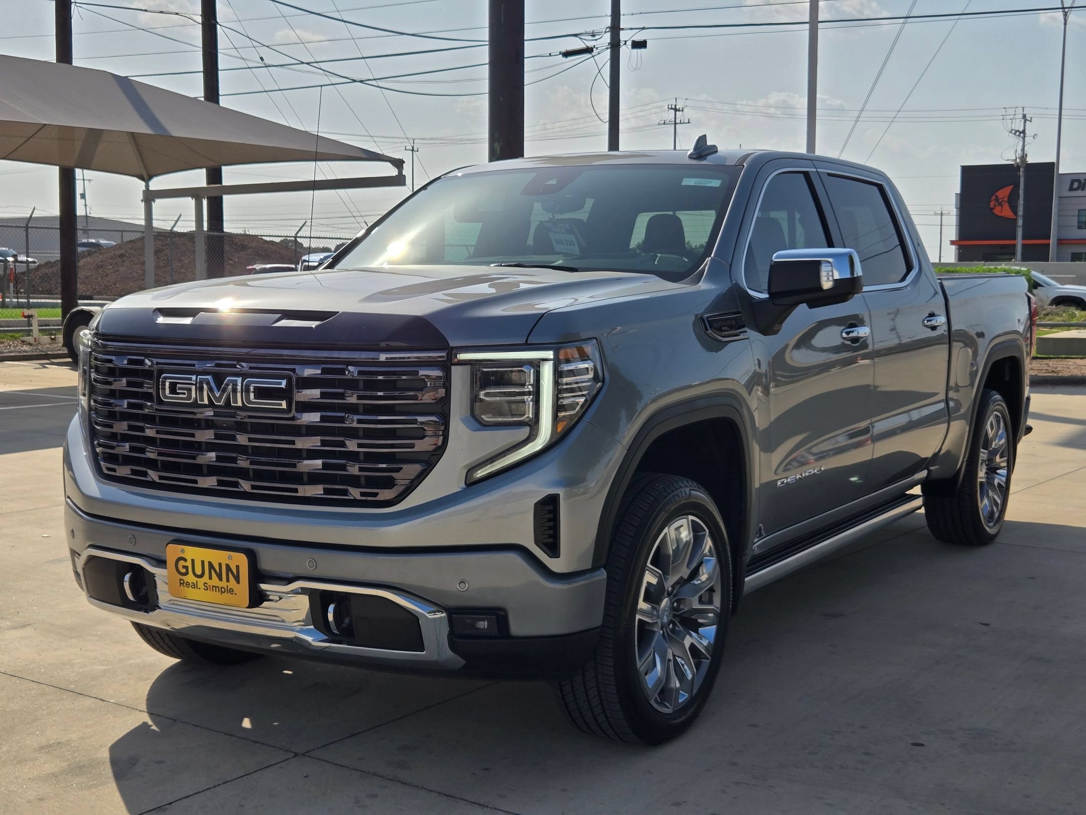 Certified 2025 GMC Sierra 1500 Denali Ultimate AWD/4WD image 3