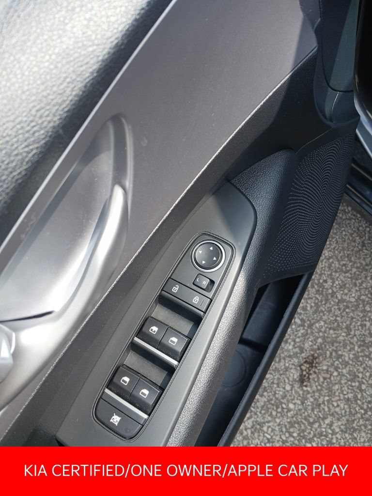 Certified 2024 Kia Forte LXS FWD image 9