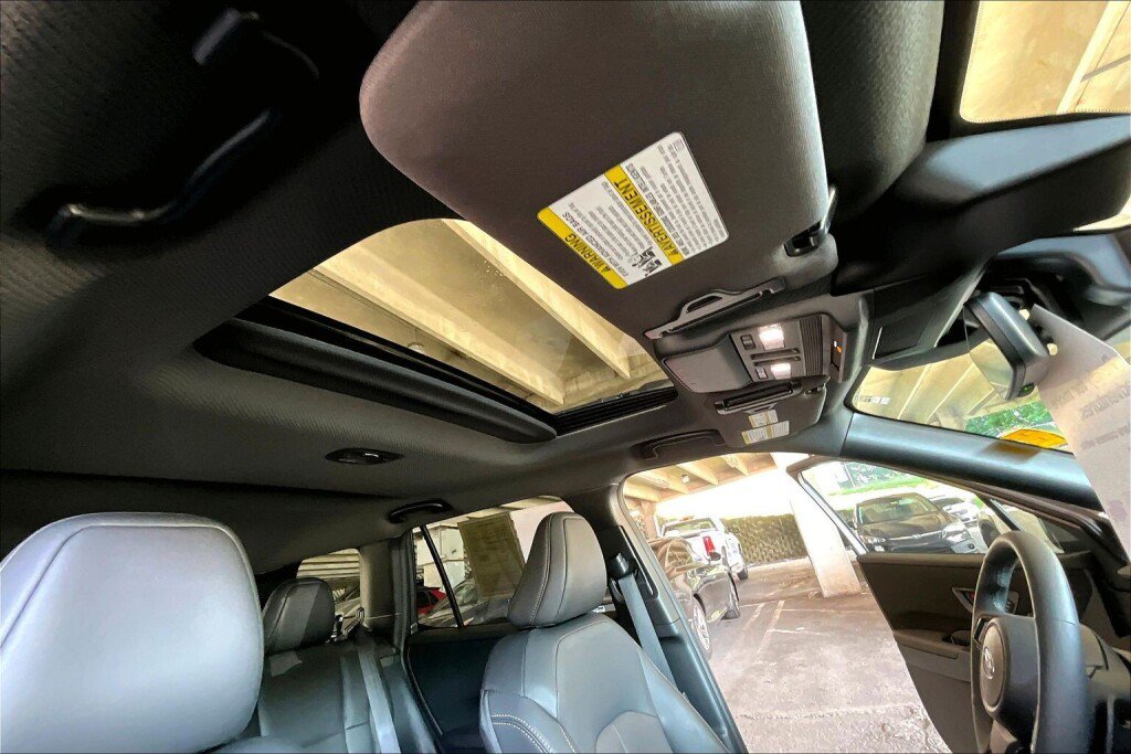 Certified 2026 Subaru Outback Limited XT AWD/4WD image 12