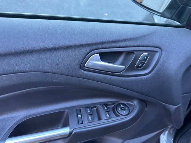 Used 2018 Ford Escape SEL w/ Canadian Touring Package AWD/4WD image 14