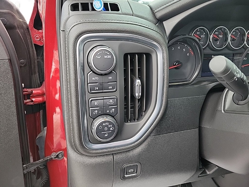 Used 2022 Chevrolet Silverado 1500 LTZ image 8