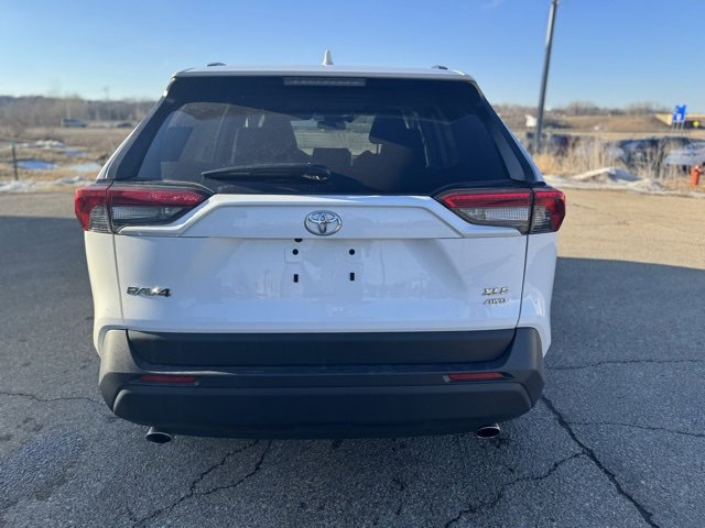 Used 2024 Toyota RAV4 XLE image 14