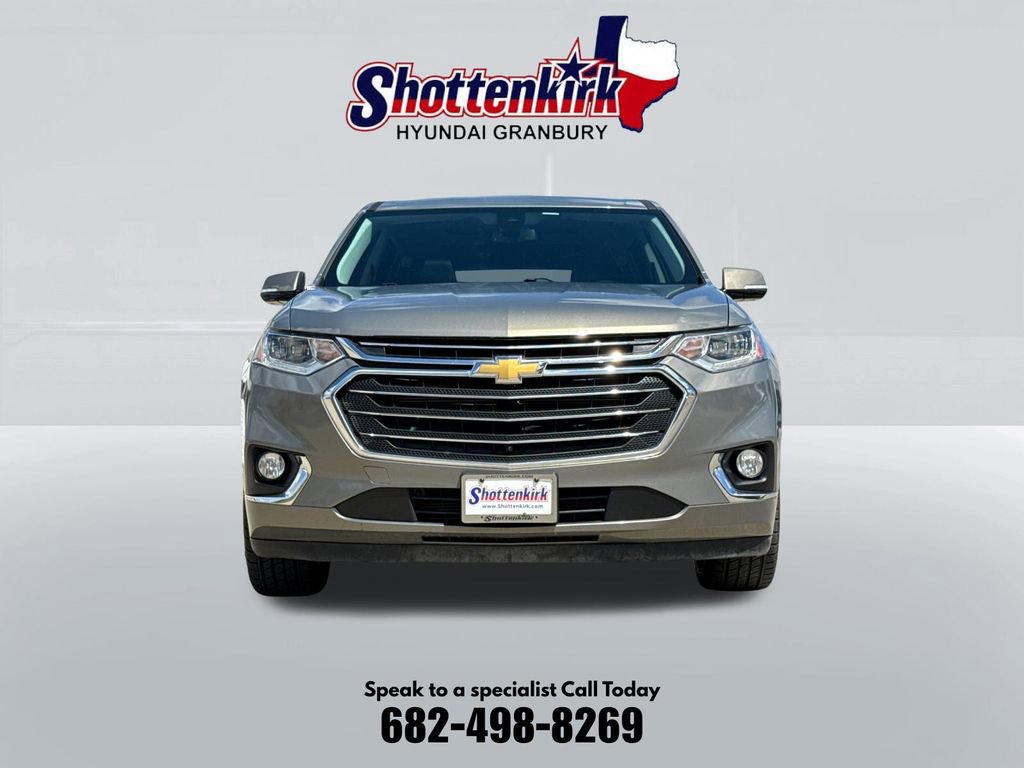 Used 2018 Chevrolet Traverse Premier w/ Driver Confidence II Package FWD image 2