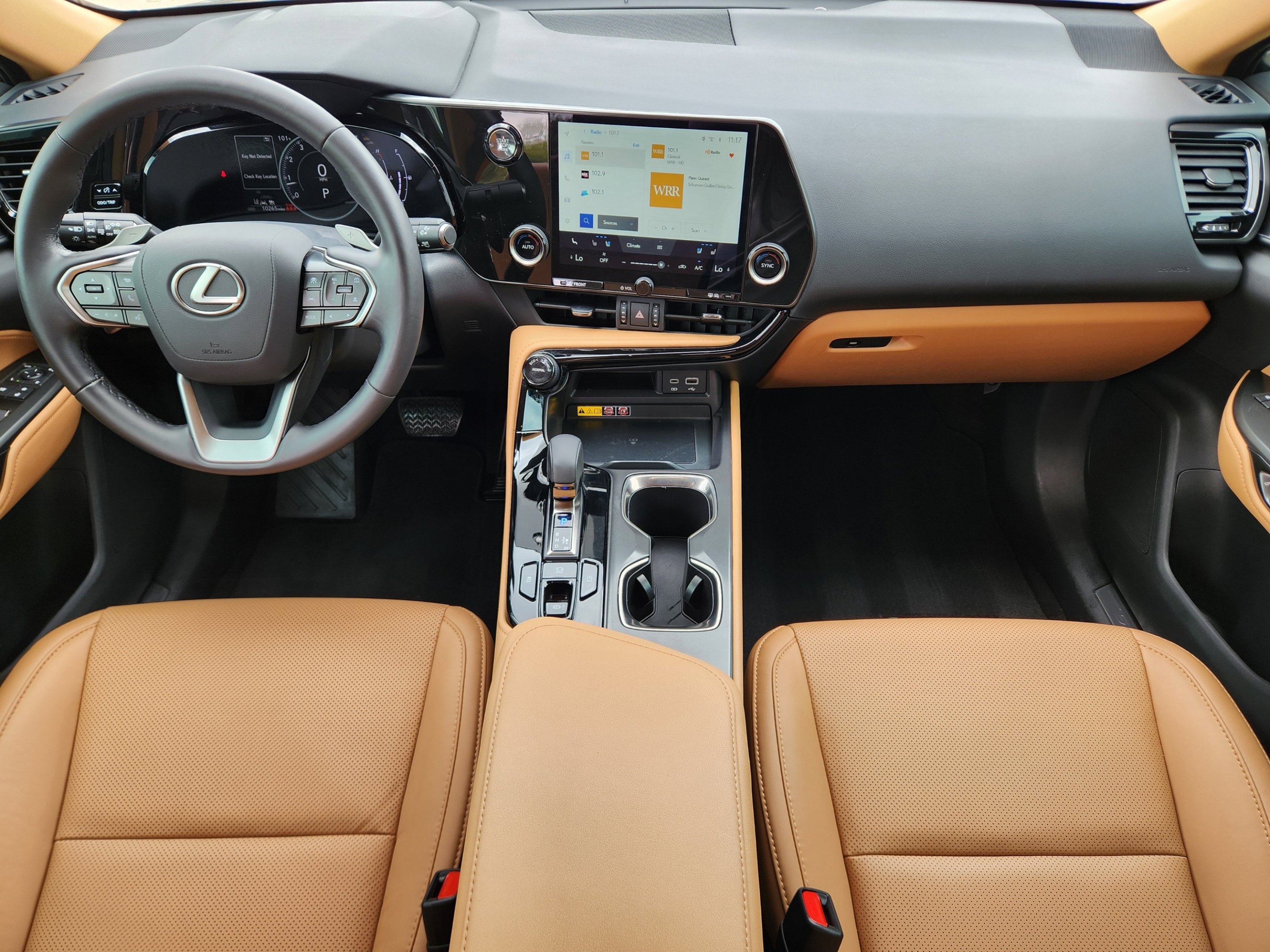 Certified 2025 Lexus NX 250 FWD w/ Accessory Package (Z1) image 21