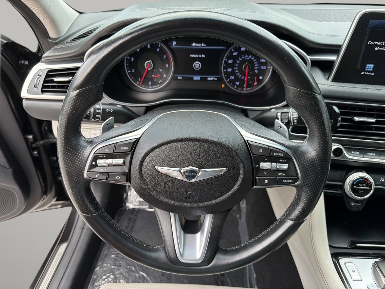 Used 2019 Genesis G70 2.0T Advanced RWD image 27