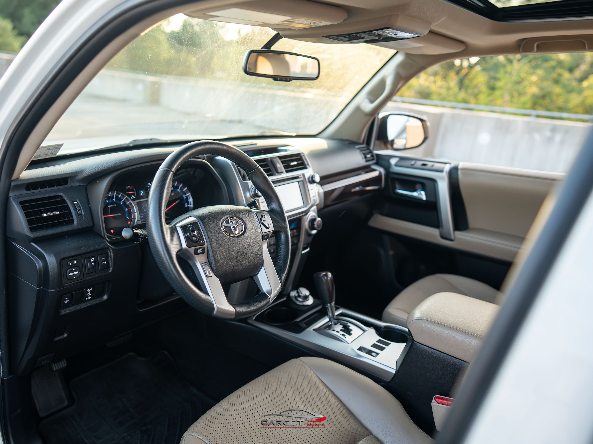 Used 2016 Toyota 4Runner Limited AWD/4WD image 13
