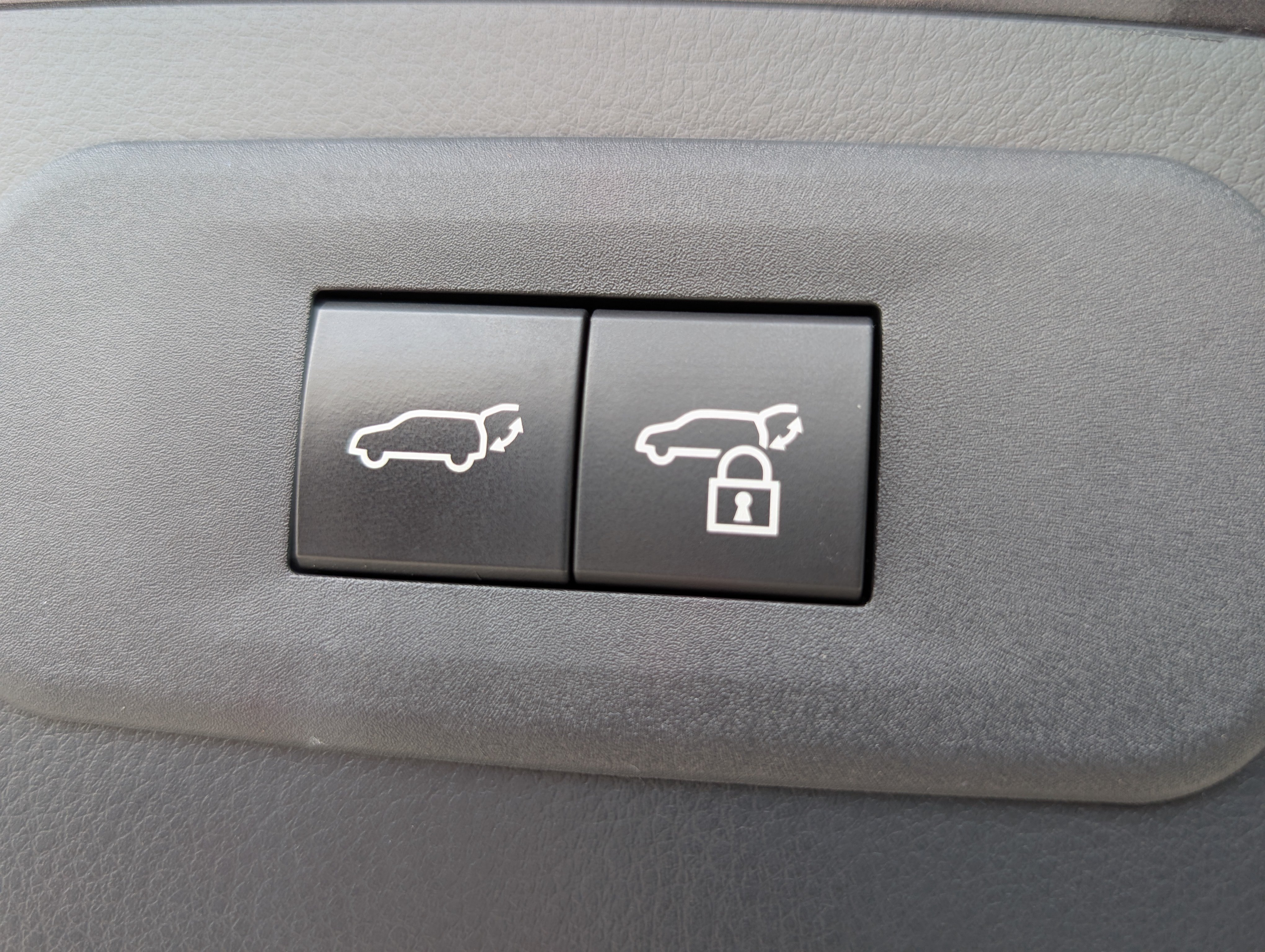 Used 2024 Lexus NX 450h+ F Sport w/ Vision Package AWD/4WD image 15
