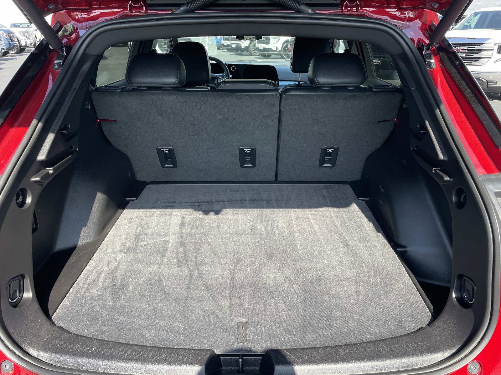 Used 2025 Chevrolet Equinox EV LT w/ Convenience Package FWD image 27