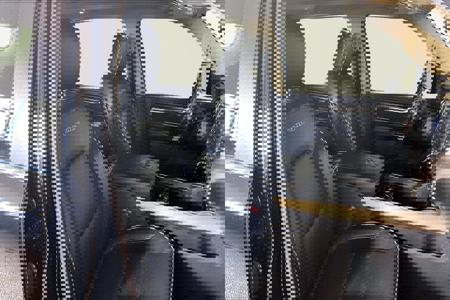 Used 2020 RAM 1500 Laramie image 12