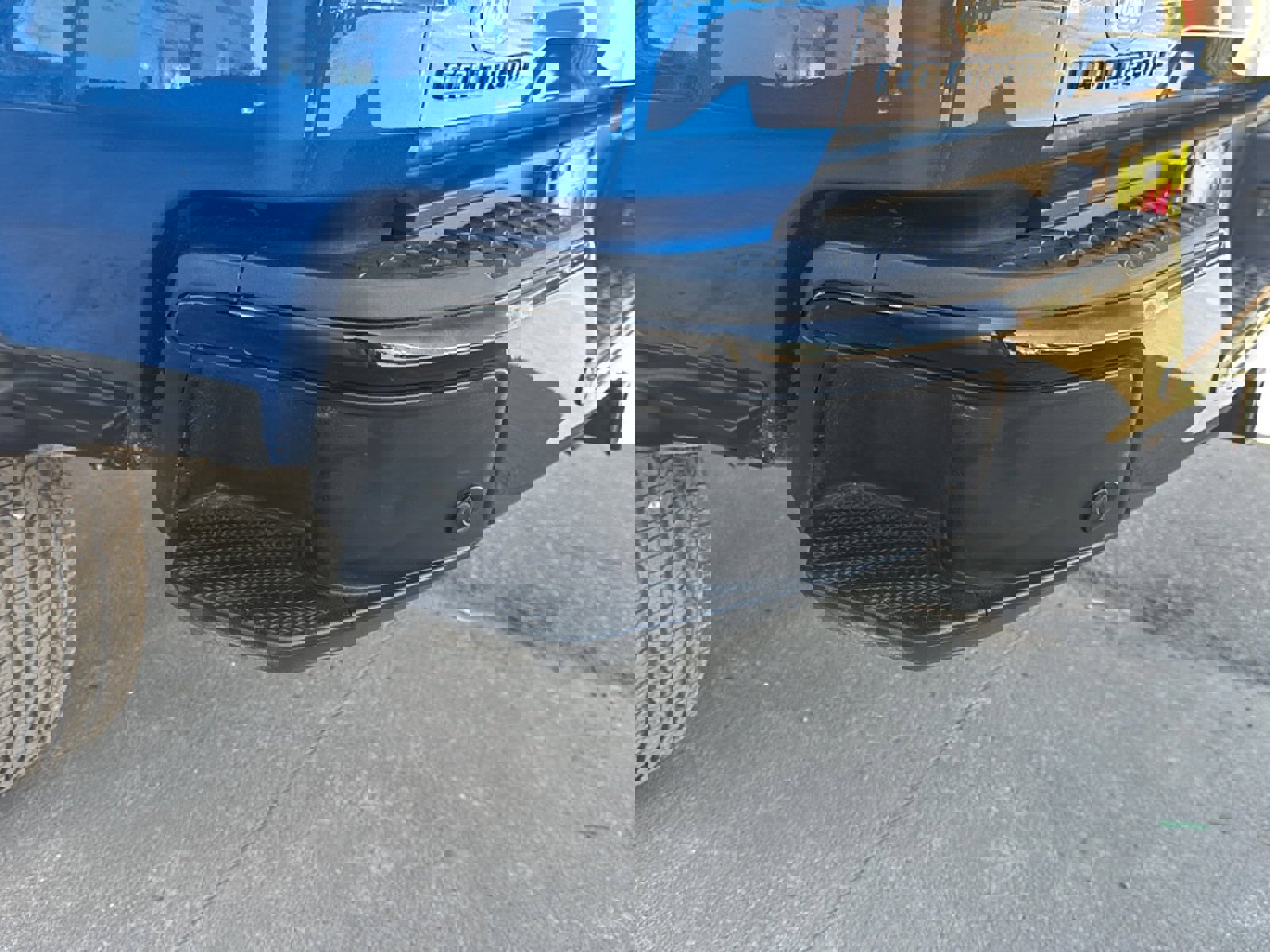 Used 2023 Chevrolet Colorado Trail Boss w/ Advanced Trailering Package AWD/4WD image 38