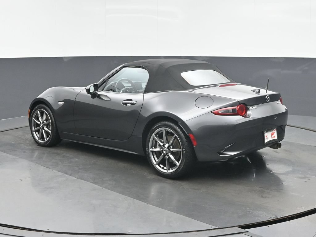 Used 2022 MAZDA MX-5 Miata Grand Touring w/ Weather Package RWD image 5