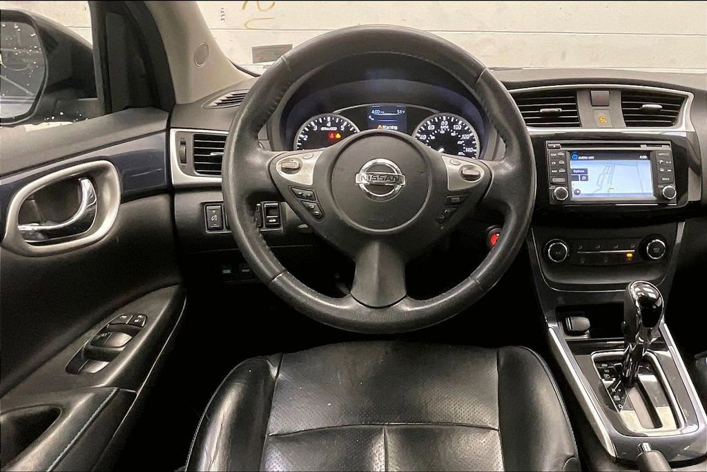Used 2016 Nissan Sentra SR w/ SR Premium Package image 4