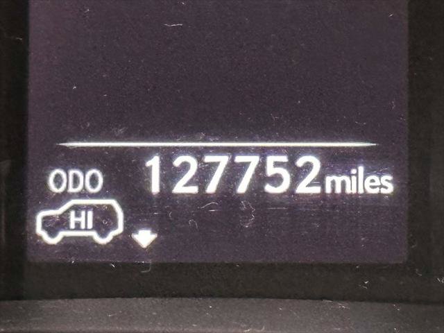 Used 2022 Lexus GX 460 Luxury w/ Sport Design Package AWD/4WD image 30