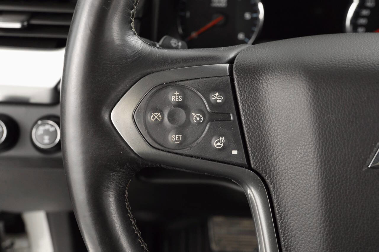 Used 2017 Chevrolet Suburban LT w/ LT Signature Package image 45