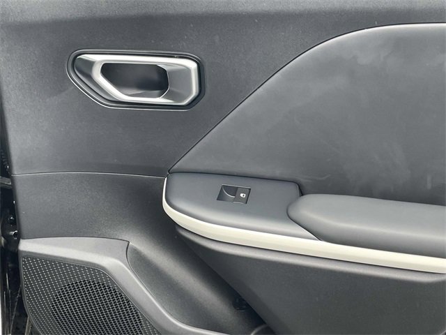 New 2025 Kia K4 GT-Line w/ GT-Line Sunroof Package image 16