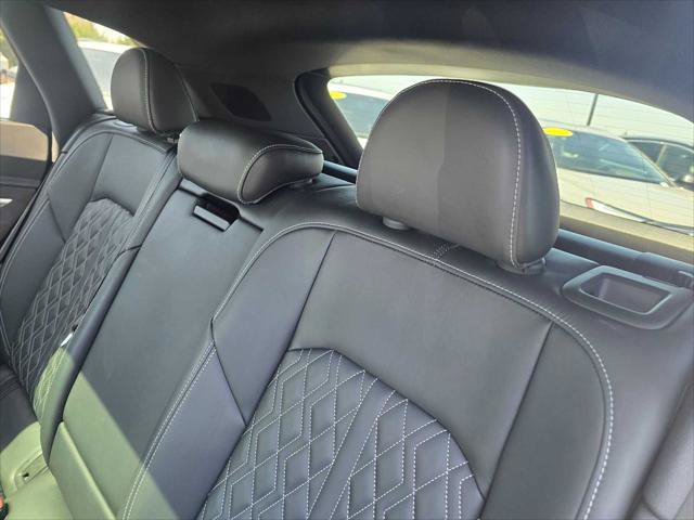 Used 2023 Audi e-tron S Prestige w/ Prestige Package AWD/4WD image 19