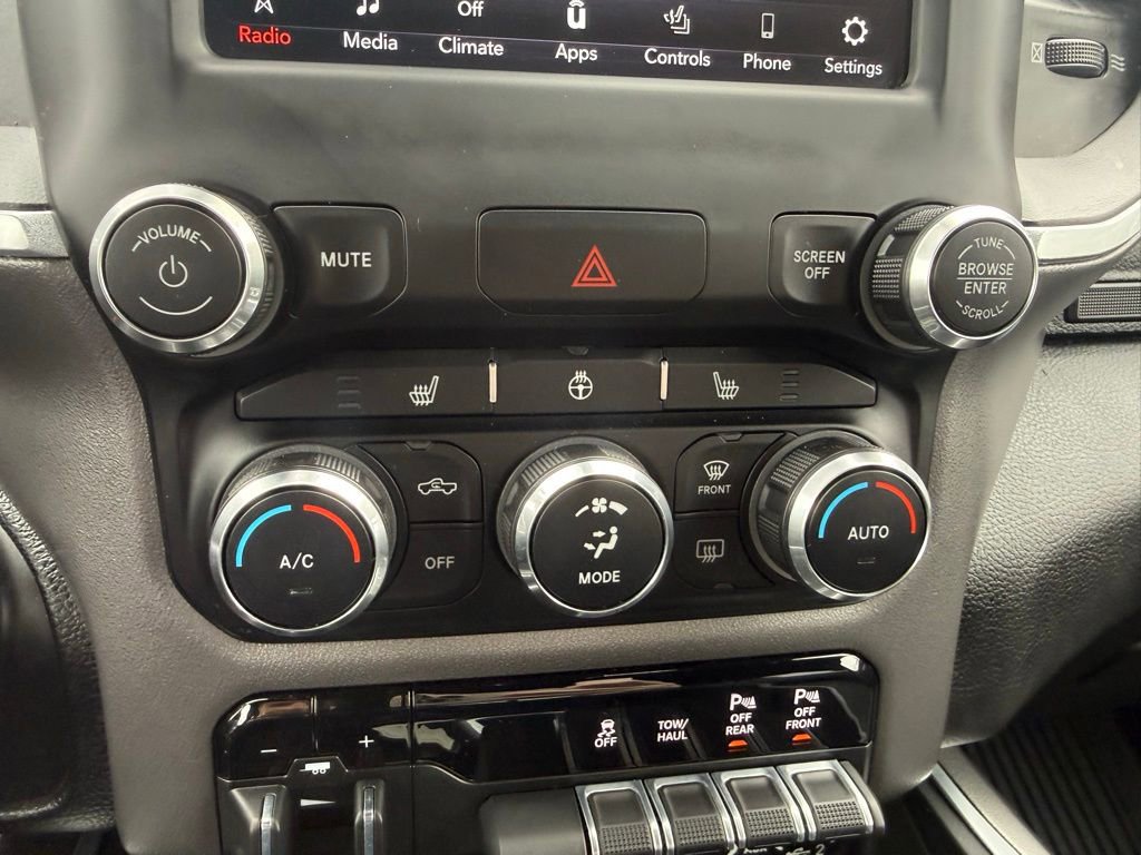 Used 2021 RAM 1500 Big Horn image 24