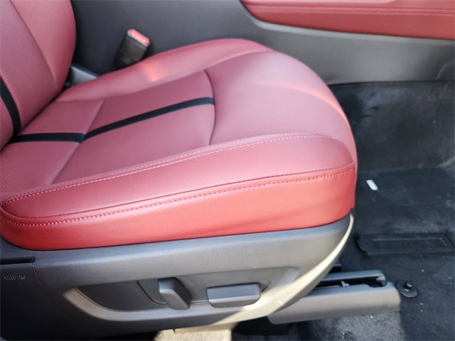 New 2025 MAZDA CX-70 Plug-In Hybrid w/ Premium Plus image 17