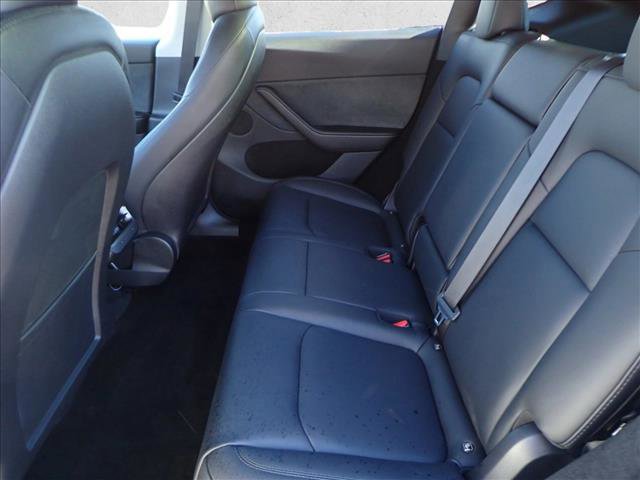 Used 2024 Tesla Model Y Long Range image 10