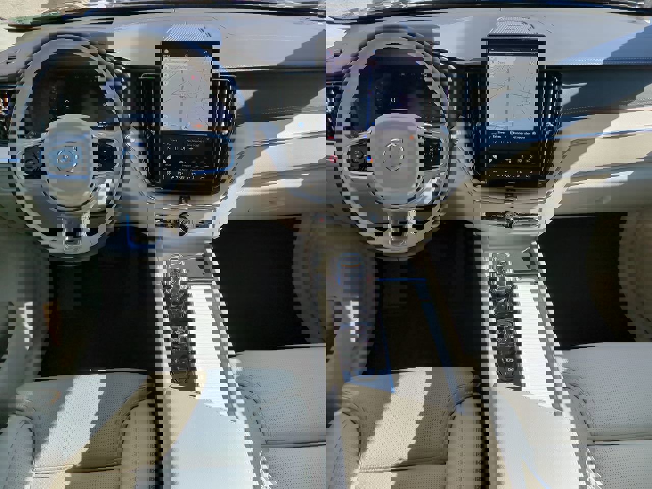 New 2026 Volvo XC60 T8 Ultra w/ Protection Package Premier image 13