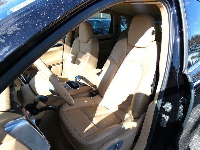 Used 2013 Porsche Cayenne AWD/4WD image 23