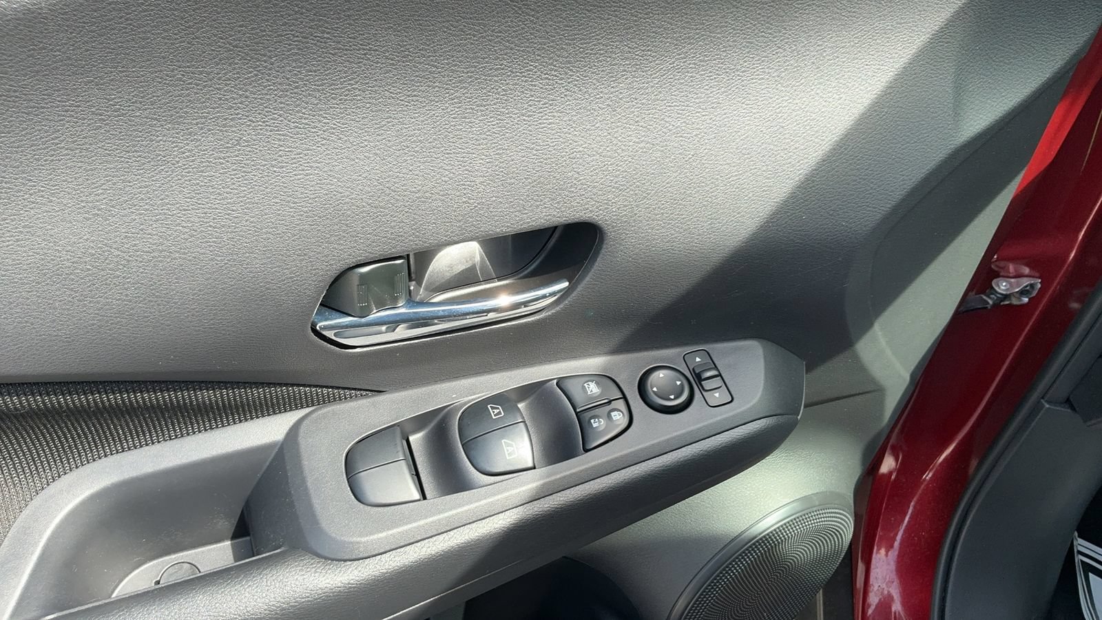 Certified 2024 Nissan Kicks SV FWD image 23