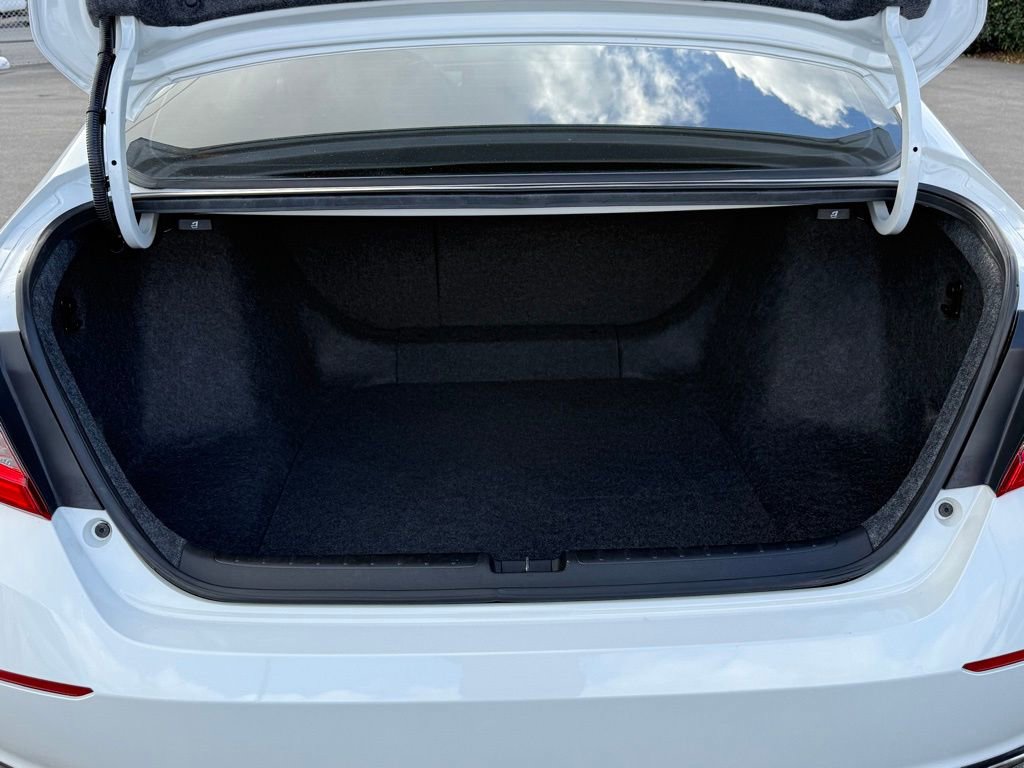 Used 2019 Honda Accord Sport image 16