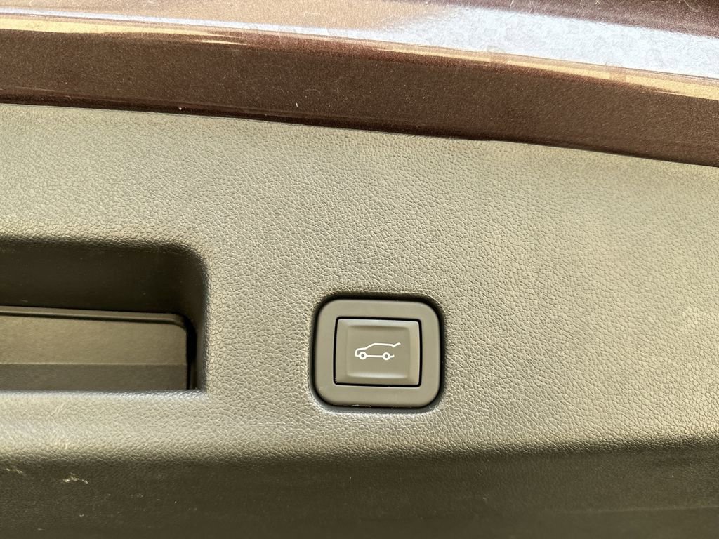 Certified 2024 Chevrolet Traverse RS image 36