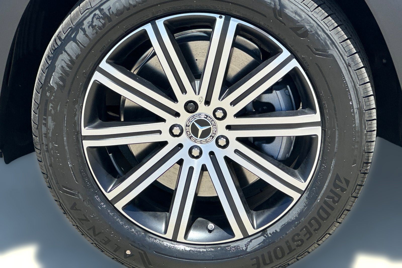 New 2026 Mercedes-Benz GLE 450e 4MATIC image 12
