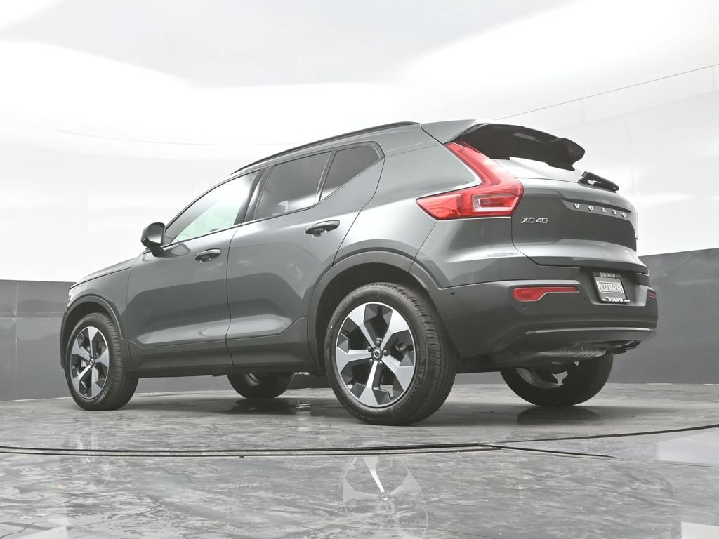 New 2026 Volvo XC40 B5 Plus w/ Protection Package Premier AWD/4WD image 29