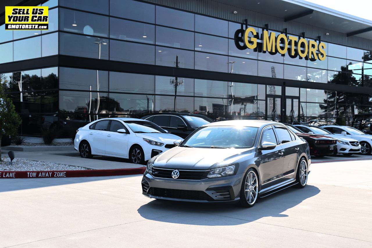 Used 2017 Volkswagen Passat 1.8T R-Line