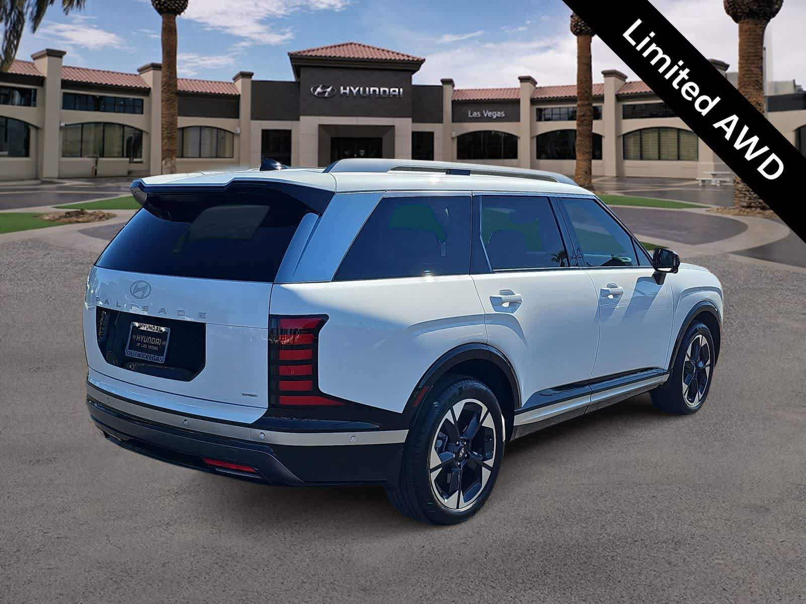 Certified 2026 Hyundai Palisade Limited AWD/4WD image 8