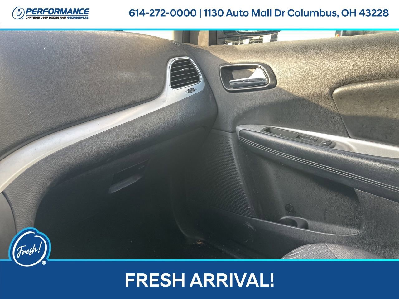 Used 2013 Dodge Journey SXT image 19