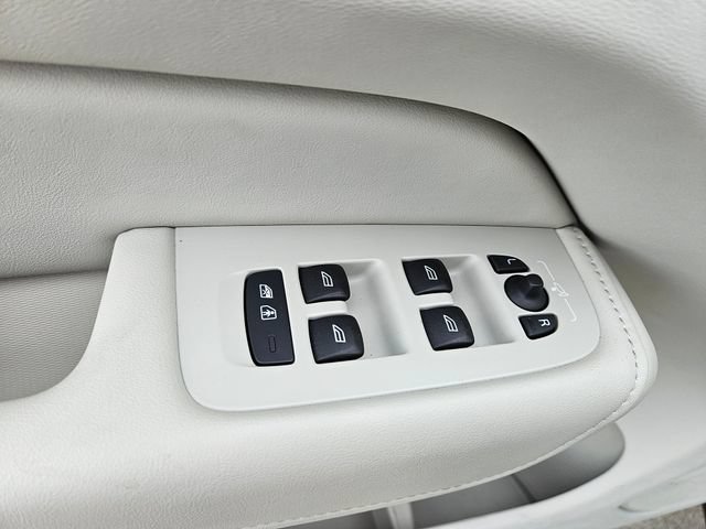 Certified 2023 Volvo XC60 B6 Ultimate w/ Protection Package Premier AWD/4WD image 20