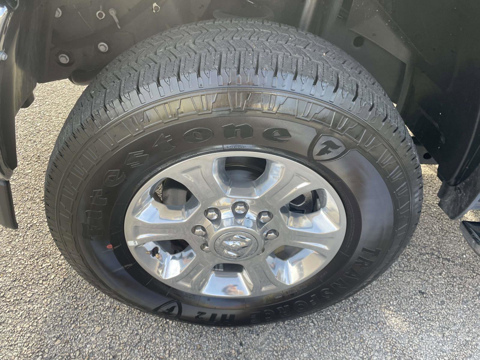 Used 2024 RAM 2500 Big Horn w/ Safety Group image 28