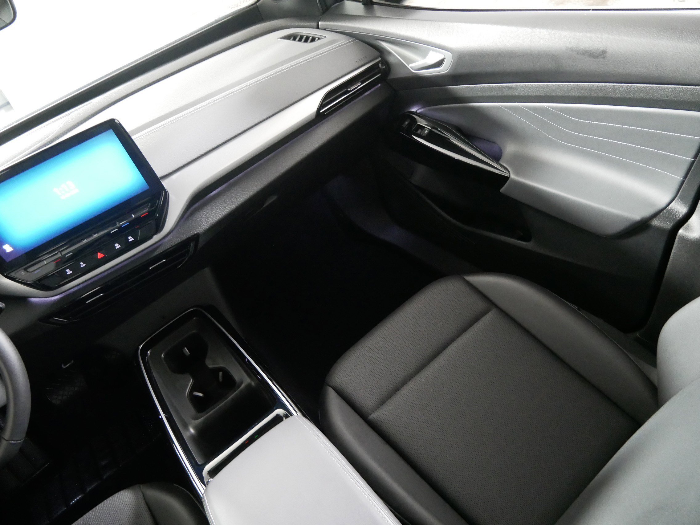 Certified 2023 Volkswagen ID.4 Pro S image 11