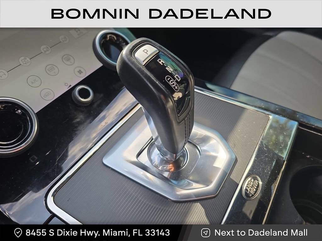 Used 2020 Land Rover Range Rover Evoque R-Dynamic SE image 20