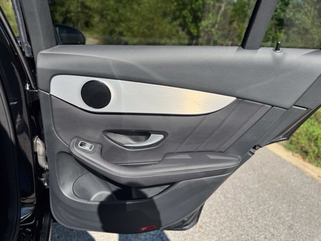 Used 2022 Mercedes-Benz GLC 300 image 15