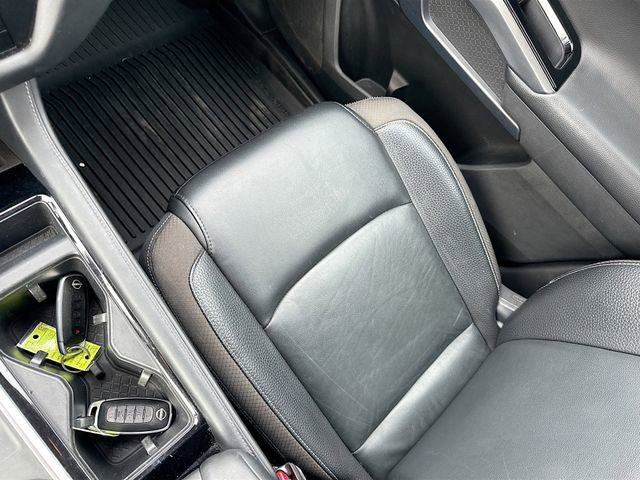 Used 2023 Nissan Pathfinder SL image 25