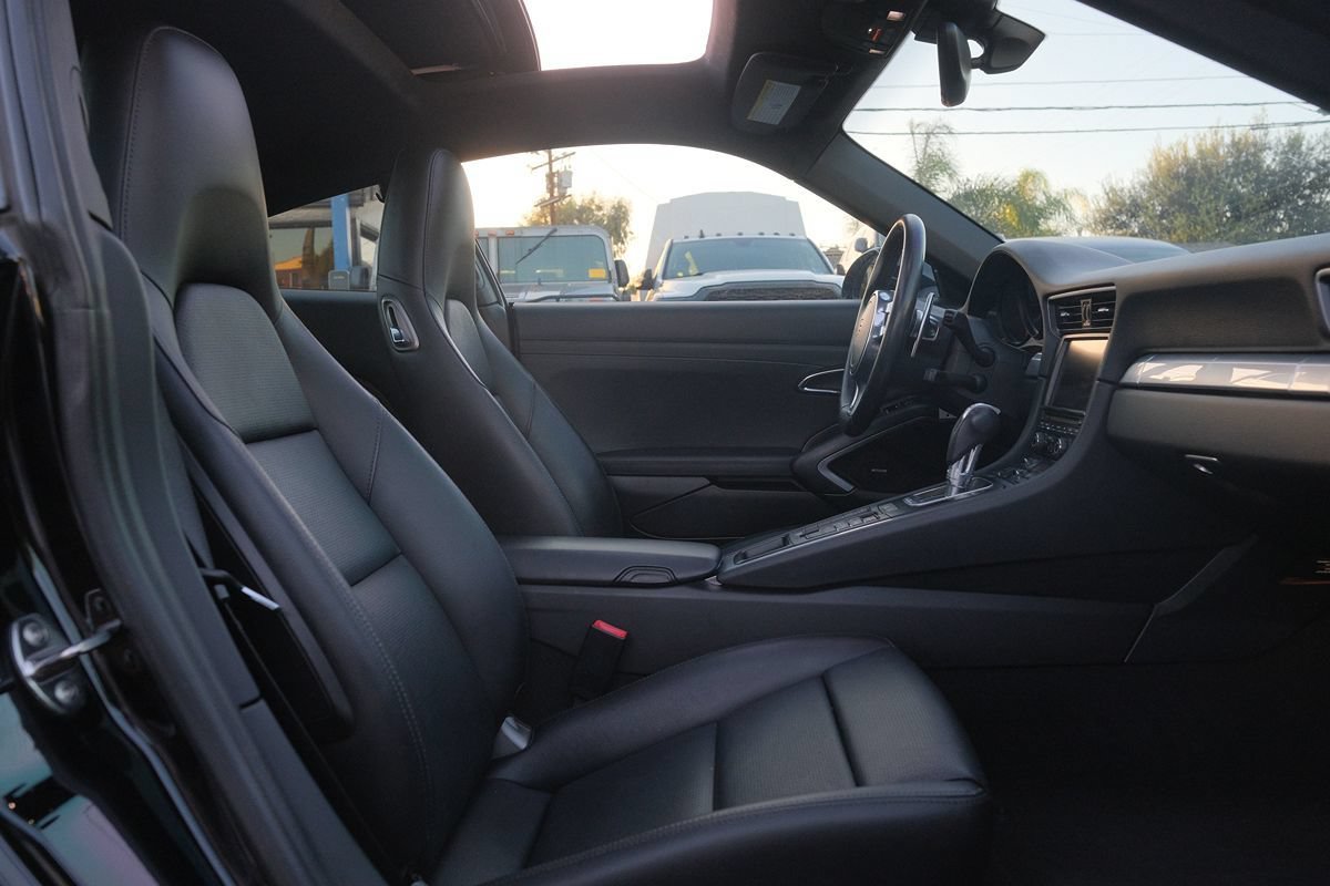 Used 2013 Porsche 911 Carrera RWD image 27