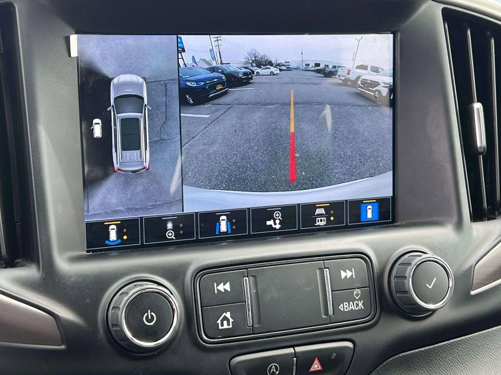 Used 2022 GMC Terrain AT4 w/ Infotainment Package II AWD/4WD image 33