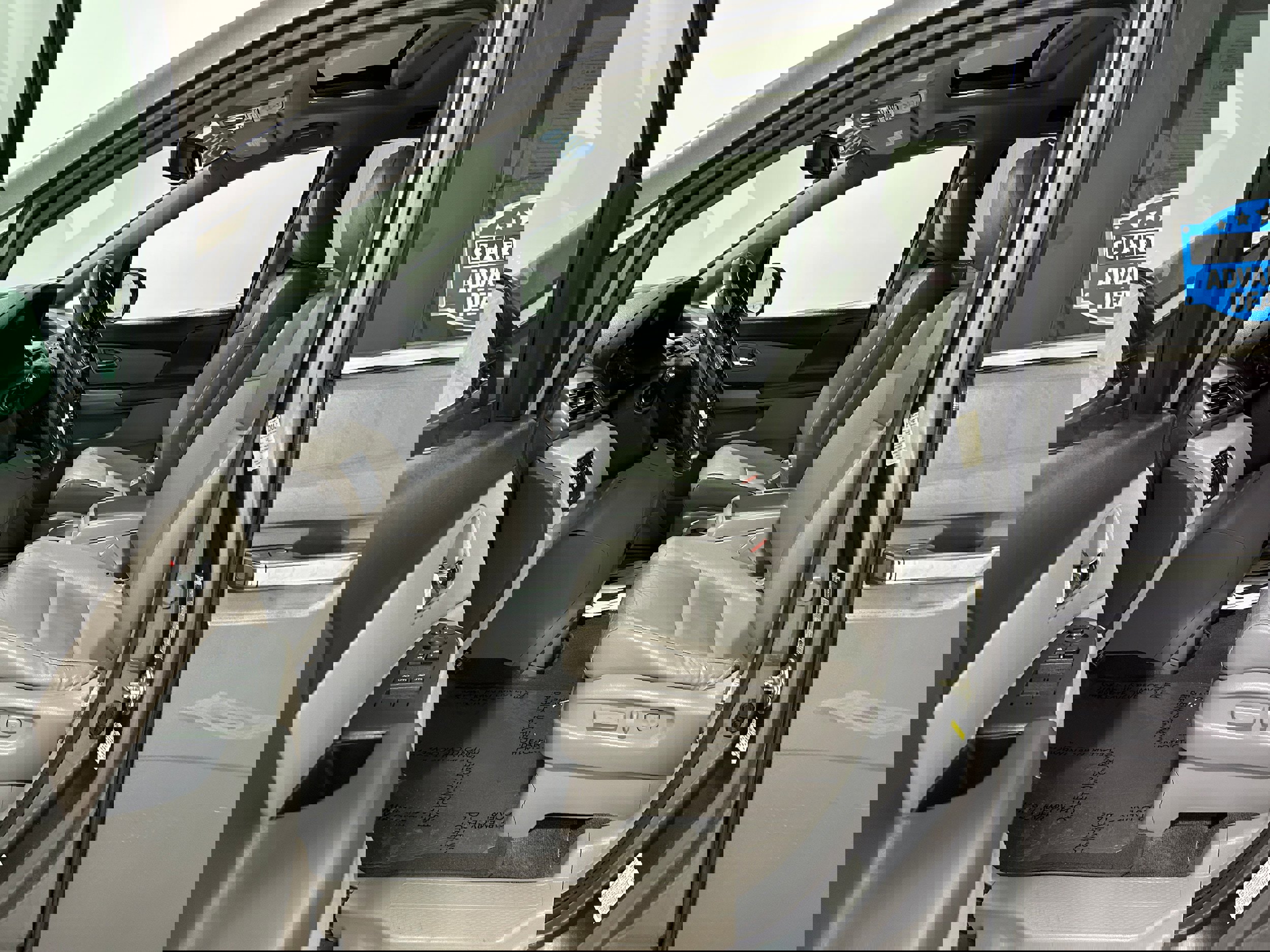 Used 2015 Honda Odyssey EX-L image 3