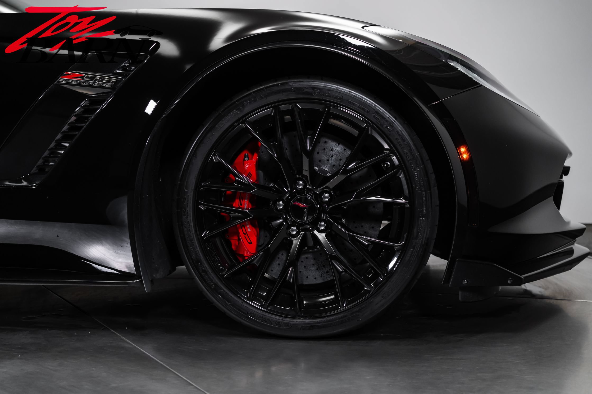 Used 2018 Chevrolet Corvette Z06 RWD image 22