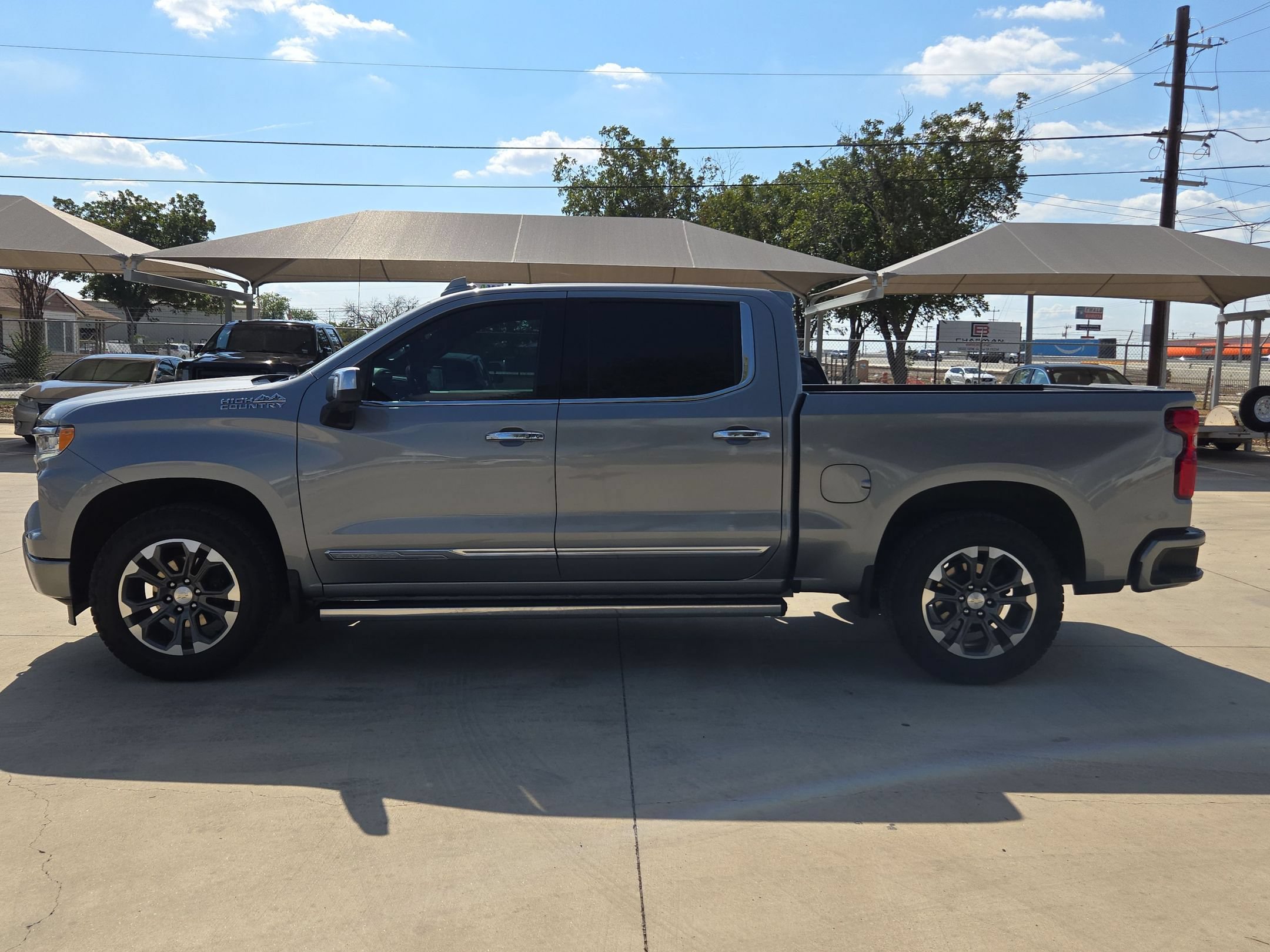 Certified 2024 Chevrolet Silverado 1500 High Country w/ Technology Package AWD/4WD image 6