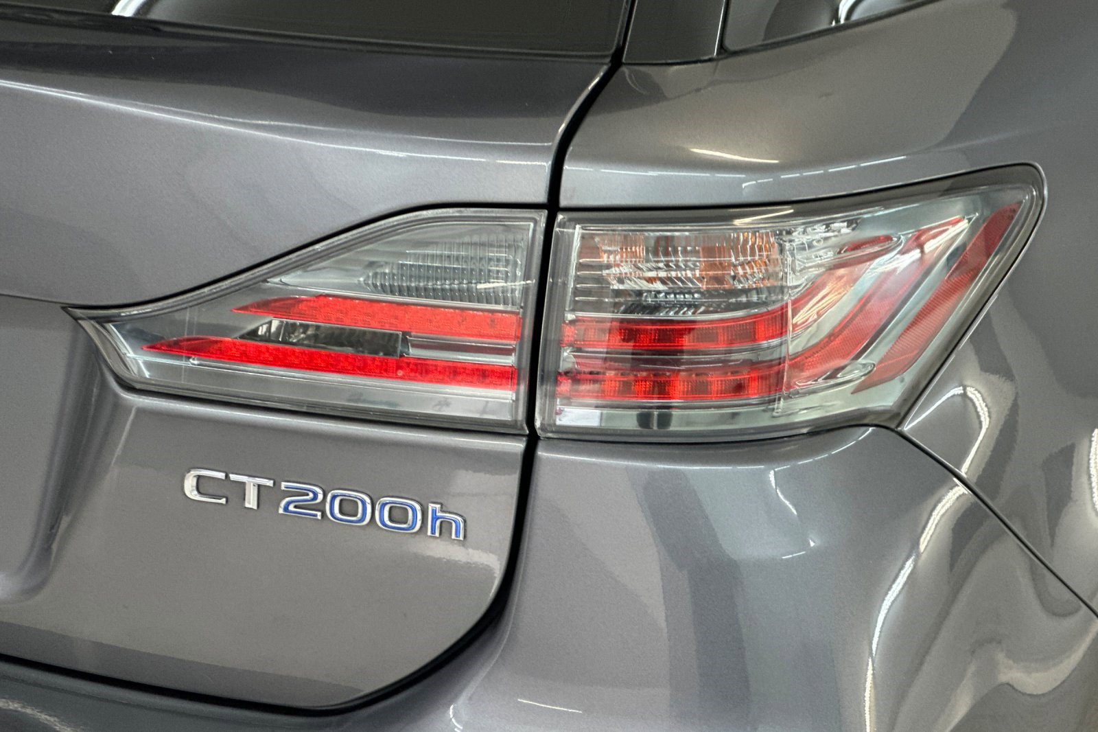 Used 2014 Lexus CT 200h image 12